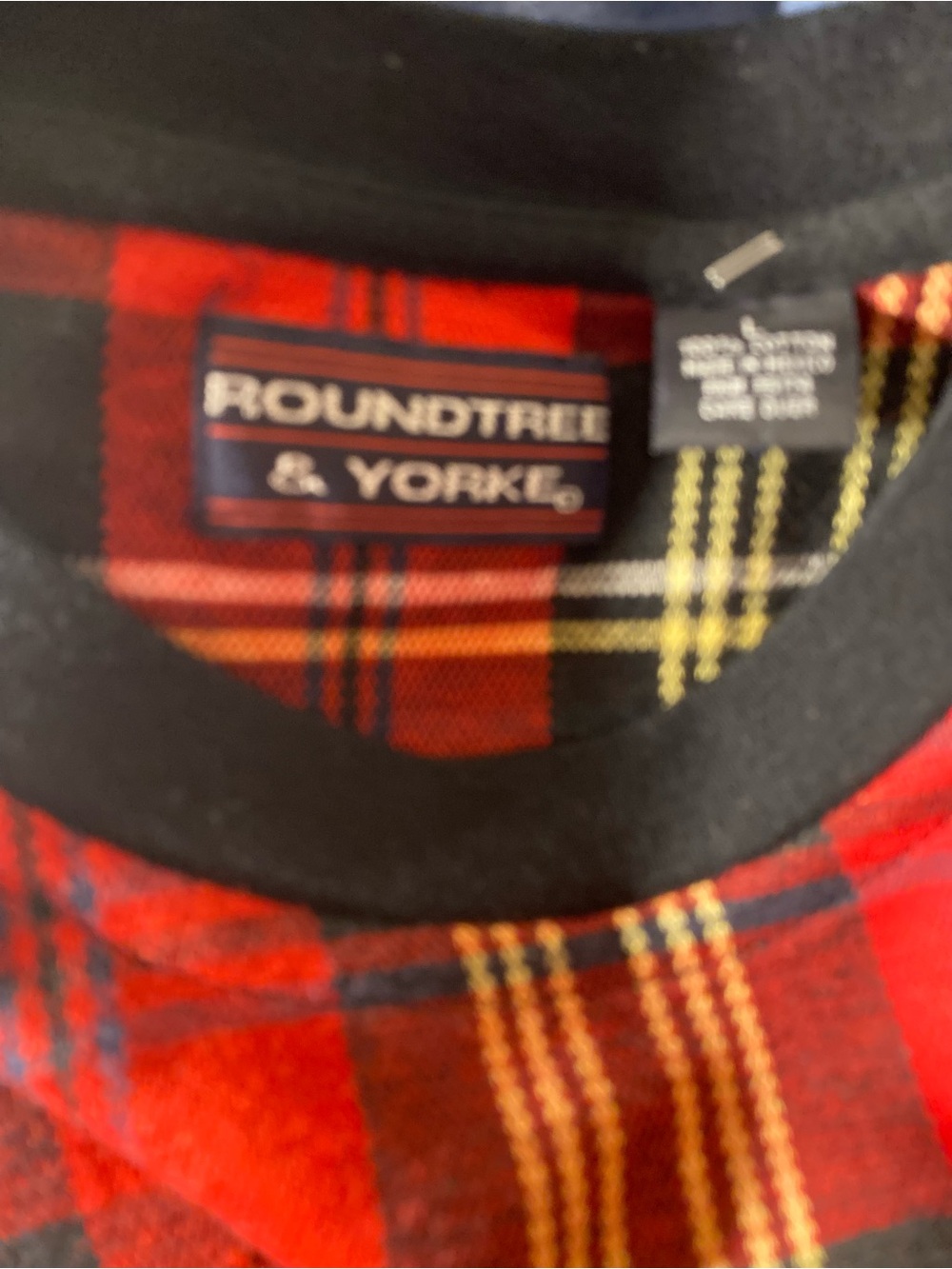 Roundtree & Yorke Red and Black Plaid Long Sleeve Shirt